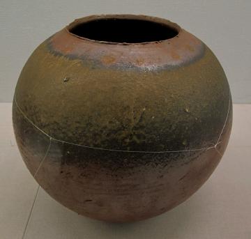 柴岡信義 「備前大壼」